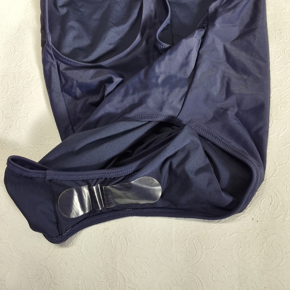 New without Aerie x Marvin hero vibes one piece swimsuit size M - Picture 8 of 10